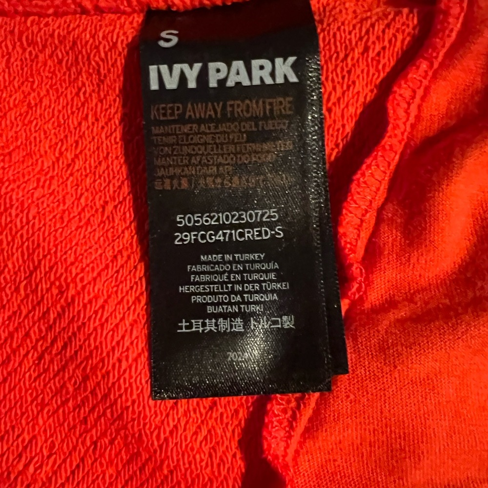 Ivy Park Red Lace-Up Cropped Sweatpants - Picture 11 of 12